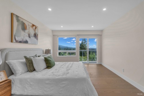 818 Younette Drive, West Vancouver, BC 