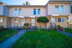 6866 Arlington Street  Vancouver, BC V5S 3N9