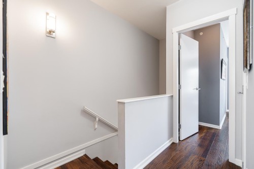 991 38Th Avenue W, Vancouver, BC 