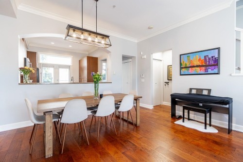 991 38Th Avenue W, Vancouver, BC 