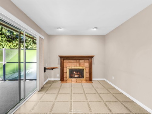 1110 Lodge Road, North Vancouver, BC 