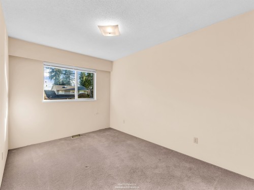 1110 Lodge Road, North Vancouver, BC 