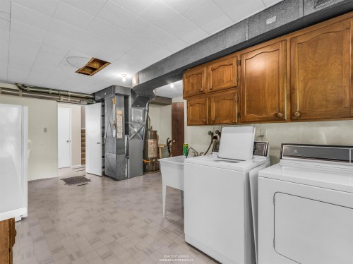 1110 Lodge Road, North Vancouver, BC 