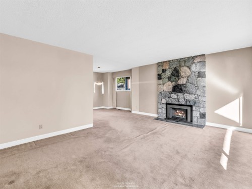 1110 Lodge Road, North Vancouver, BC 