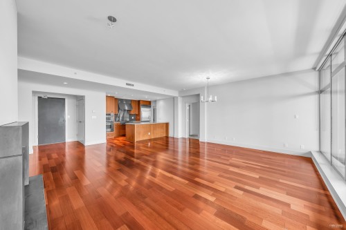 1102-3355 Cypress Place, West Vancouver, BC 