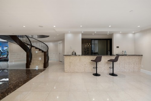 2912 Mathers Avenue, West Vancouver, BC 