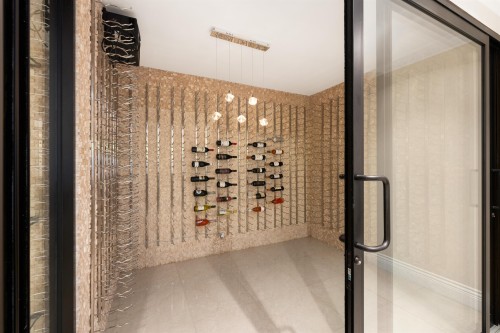 2912 Mathers Avenue, West Vancouver, BC 