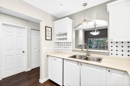 407-2970 Princess Crescent, Coquitlam, BC 