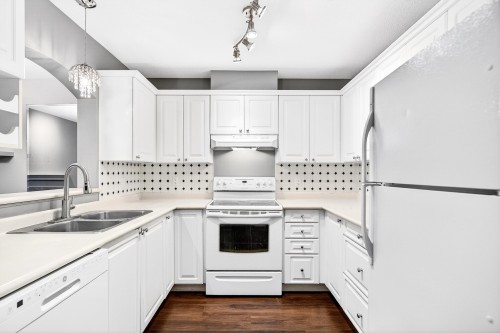 407-2970 Princess Crescent, Coquitlam, BC 