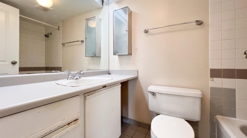 207-1026 Queens Avenue, New Westminster, BC 