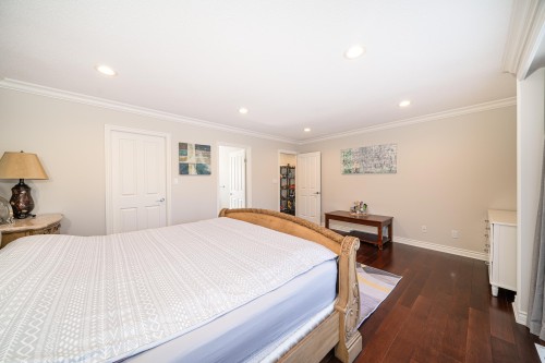 4049 27Th Avenue W, Vancouver, BC 