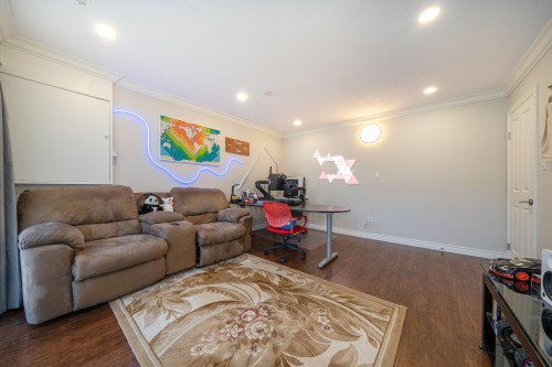 4049 27Th Avenue W, Vancouver, BC 