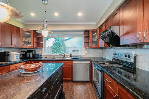 9288 Romaniuk Drive, Richmond, BC 