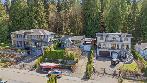 2331 Henry Street, Port Moody, BC 
