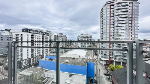 1002-1708 Ontario Street, Vancouver, BC 
