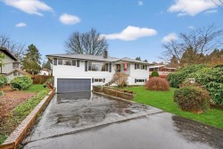 812 Grover Avenue  Coquitlam, BC V3J 3C8