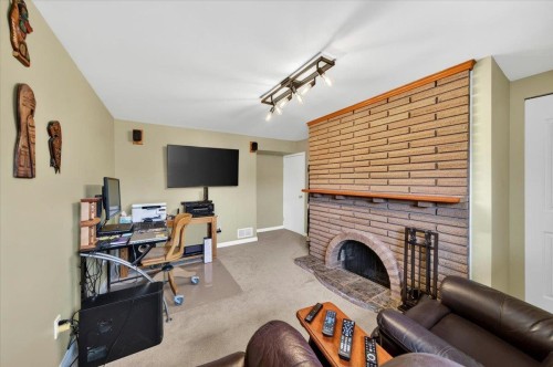 812 Grover Avenue, Coquitlam, BC 