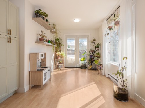 5726 Emily Way, Sechelt, BC 