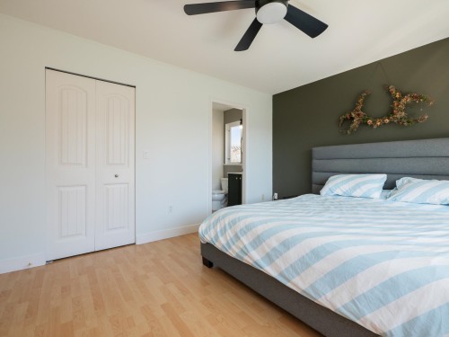 5726 Emily Way, Sechelt, BC 