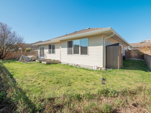 5726 Emily Way, Sechelt, BC 