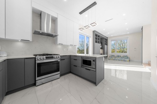 1548 41St Avenue E, Vancouver, BC 