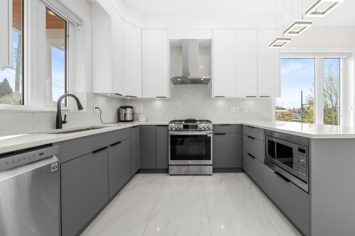 1548 41St Avenue E, Vancouver, BC 