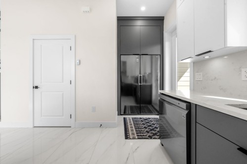 1548 41St Avenue E, Vancouver, BC 