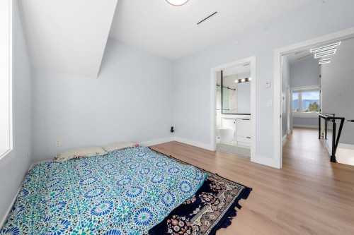 1548 41St Avenue E, Vancouver, BC 