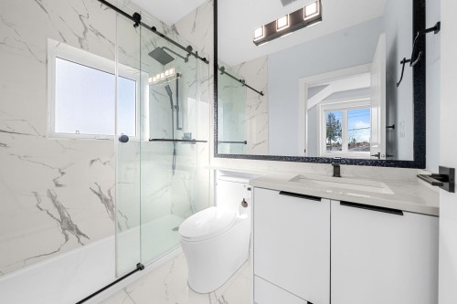 1548 41St Avenue E, Vancouver, BC 