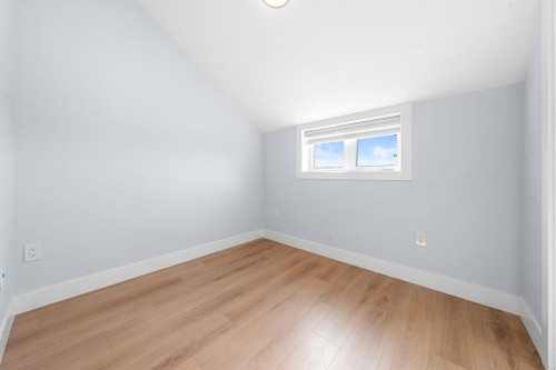 1548 41St Avenue E, Vancouver, BC 