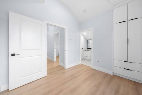 1548 41St Avenue E, Vancouver, BC 