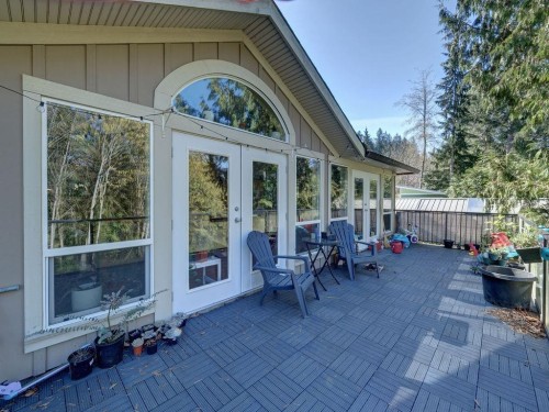 5886 Sandy Hook Road, Sechelt, BC 