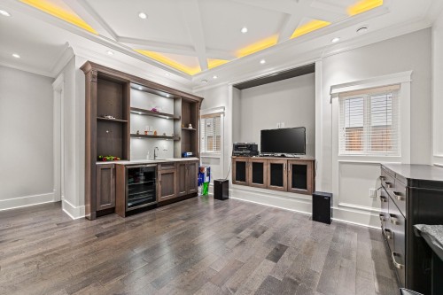 3906 Lockhart Road, Richmond, BC 
