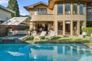 2809 Edgemont Boulevard, North Vancouver, BC 