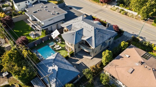 2809 Edgemont Boulevard, North Vancouver, BC 