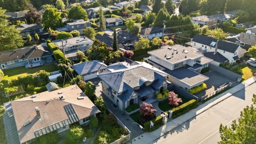 2809 Edgemont Boulevard, North Vancouver, BC 