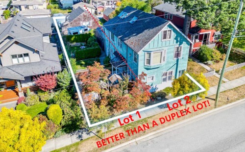 352 15th Street W North Vancouver, BC V7M 1S5