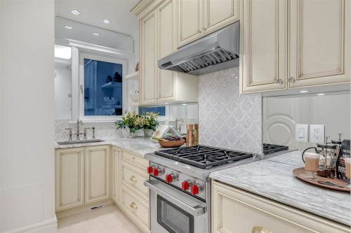795 Andover Crescent, West Vancouver, BC 