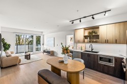 407-2002 St. George Street  Port Moody, BC V3H 0N4