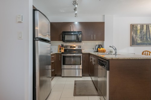 102-11665 Haney Bypass, Maple Ridge, BC 