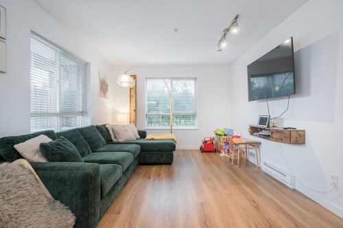 102-11665 Haney Bypass, Maple Ridge, BC 