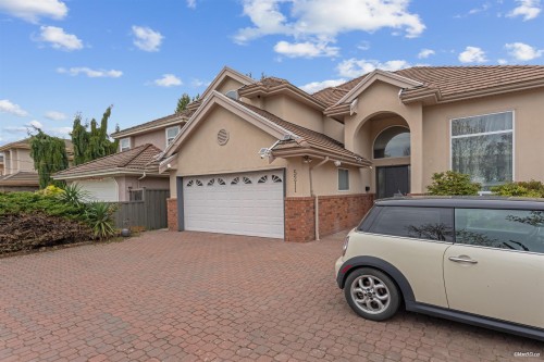 5211 Woodwards Road, Richmond, BC 