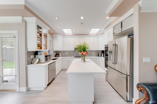 5211 Woodwards Road, Richmond, BC 