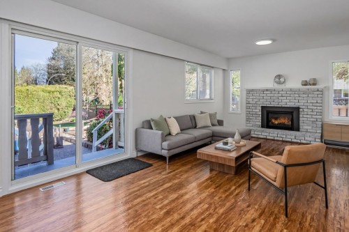 21395 Exeter Avenue, Maple Ridge, BC 