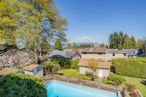 21395 Exeter Avenue, Maple Ridge, BC 