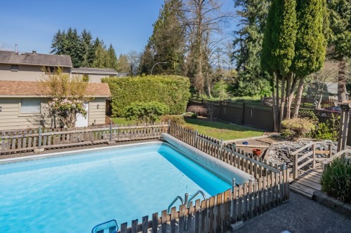21395 Exeter Avenue, Maple Ridge, BC 