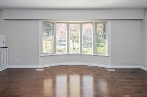 21395 Exeter Avenue, Maple Ridge, BC 
