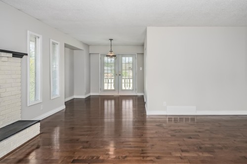21395 Exeter Avenue, Maple Ridge, BC 