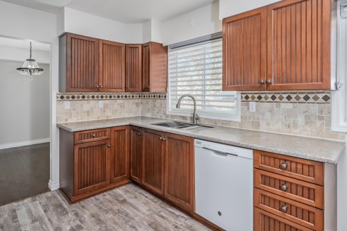 21395 Exeter Avenue, Maple Ridge, BC 
