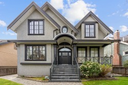 3042 33rd Avenue W Vancouver, BC V6N 2G7